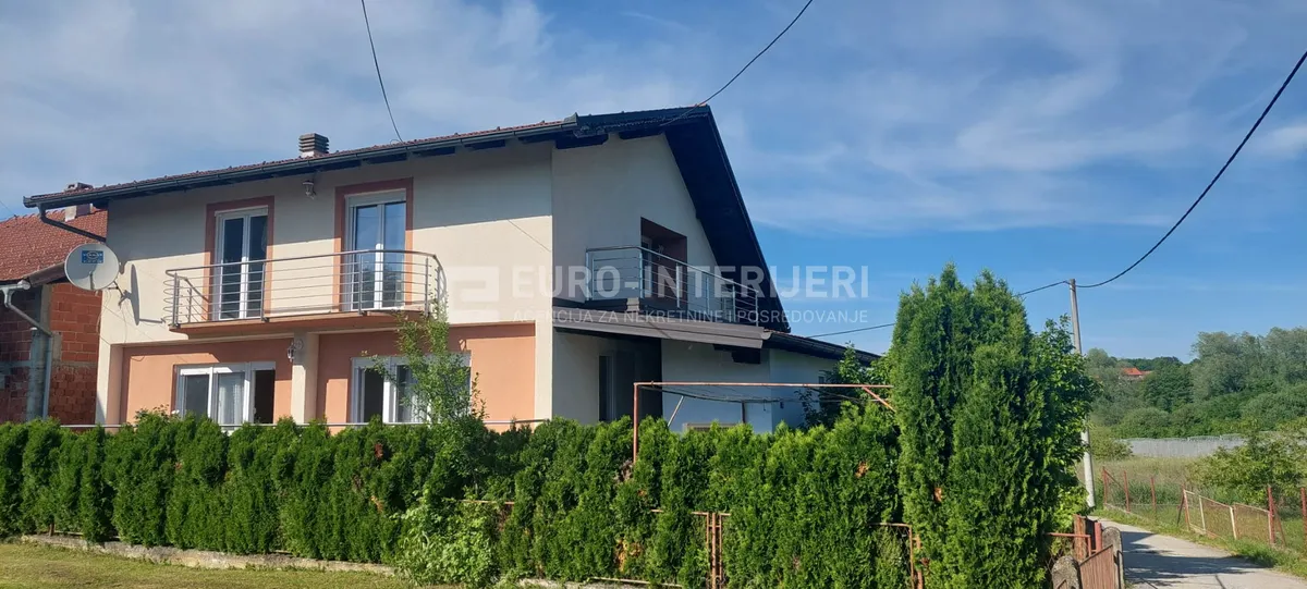 House - Jakovlje, 265m2