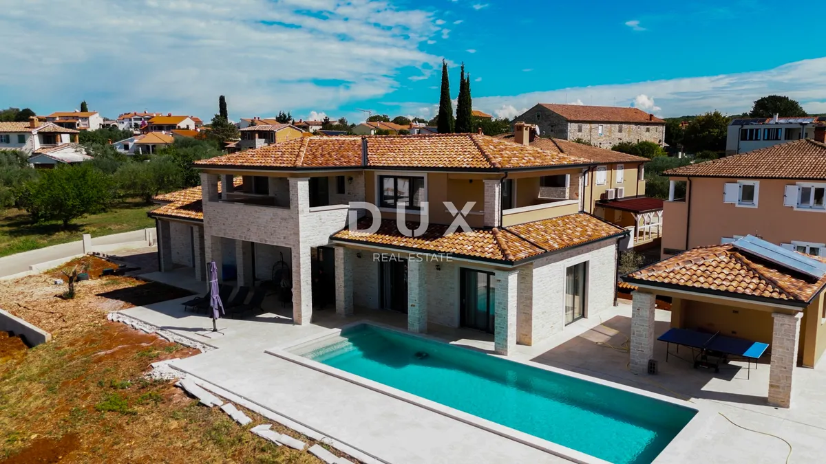House - Kaštelir-Labinci, 360m2