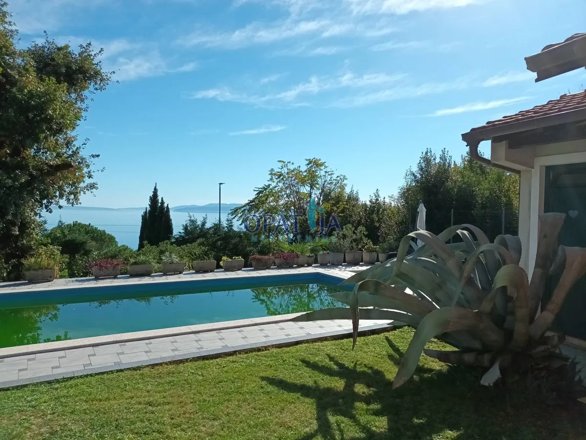 Poslovni Prostor - Opatija, 43m2