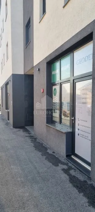 Poslovni Prostor - Sesvete, 58.5m2
