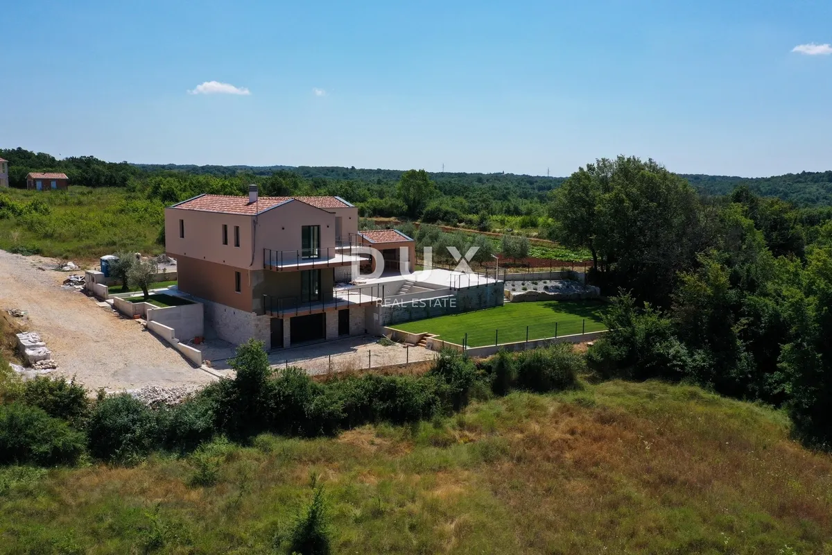 House - Višnjan, 377m2