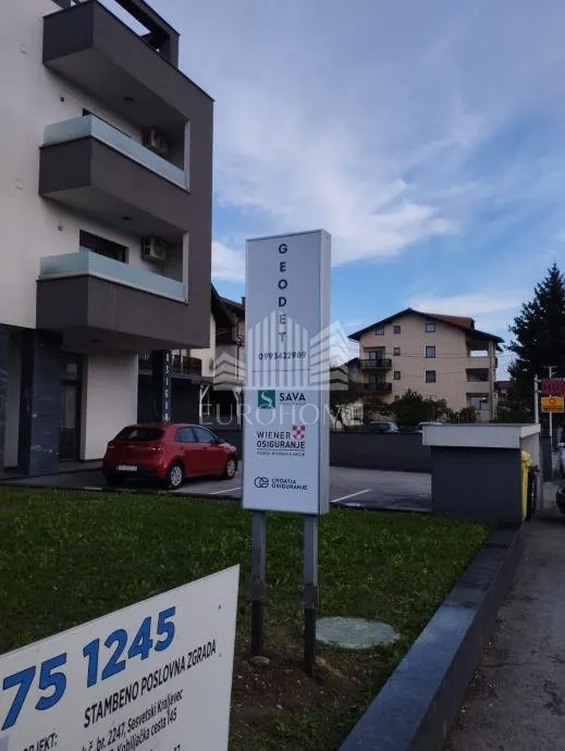 Poslovni Prostor - Sesvete, 58.5m2
