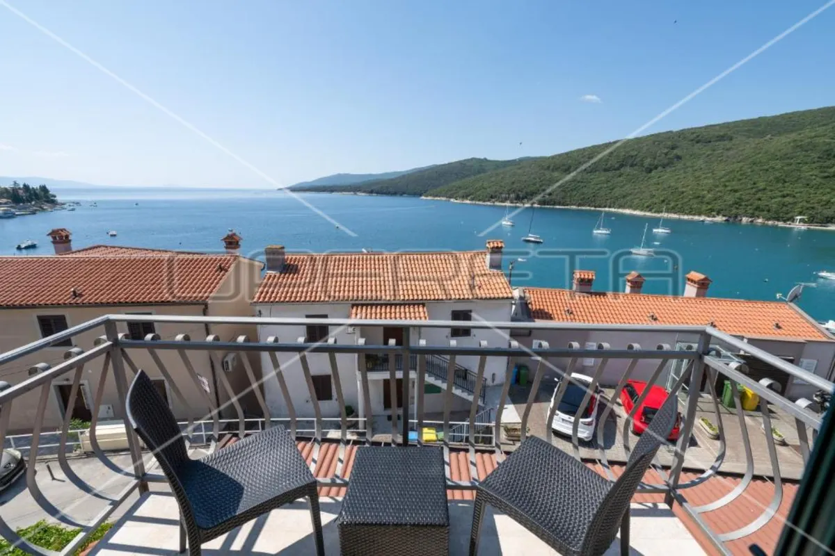 Poslovni Prostor - Ulica Maršala Tita, Rabac, Rabac, 600m2
