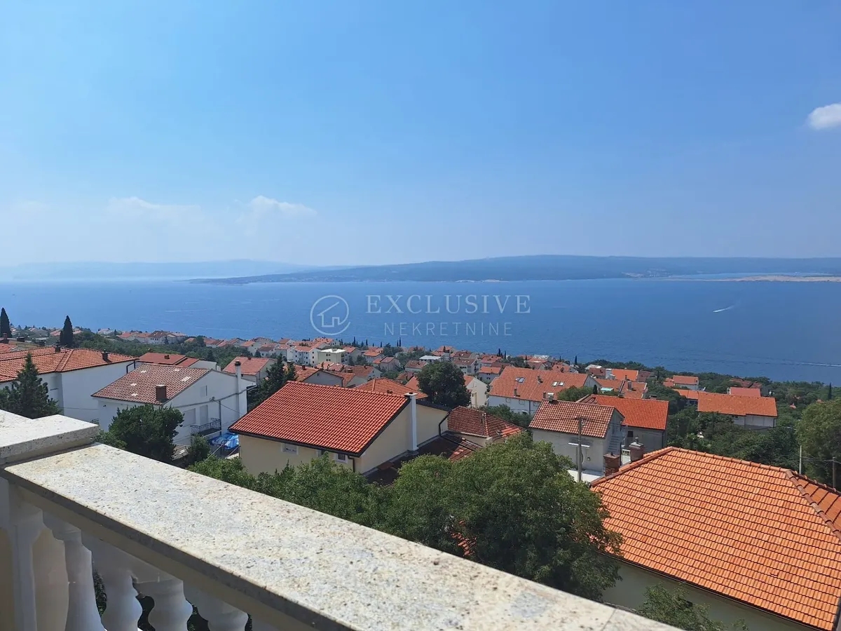 House - Crikvenica, 350m2