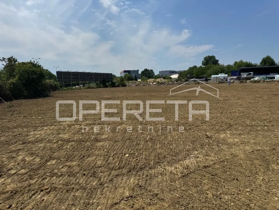 Poslovni Prostor - Slavonska avenija, Istok, Zagreb, 26000m2