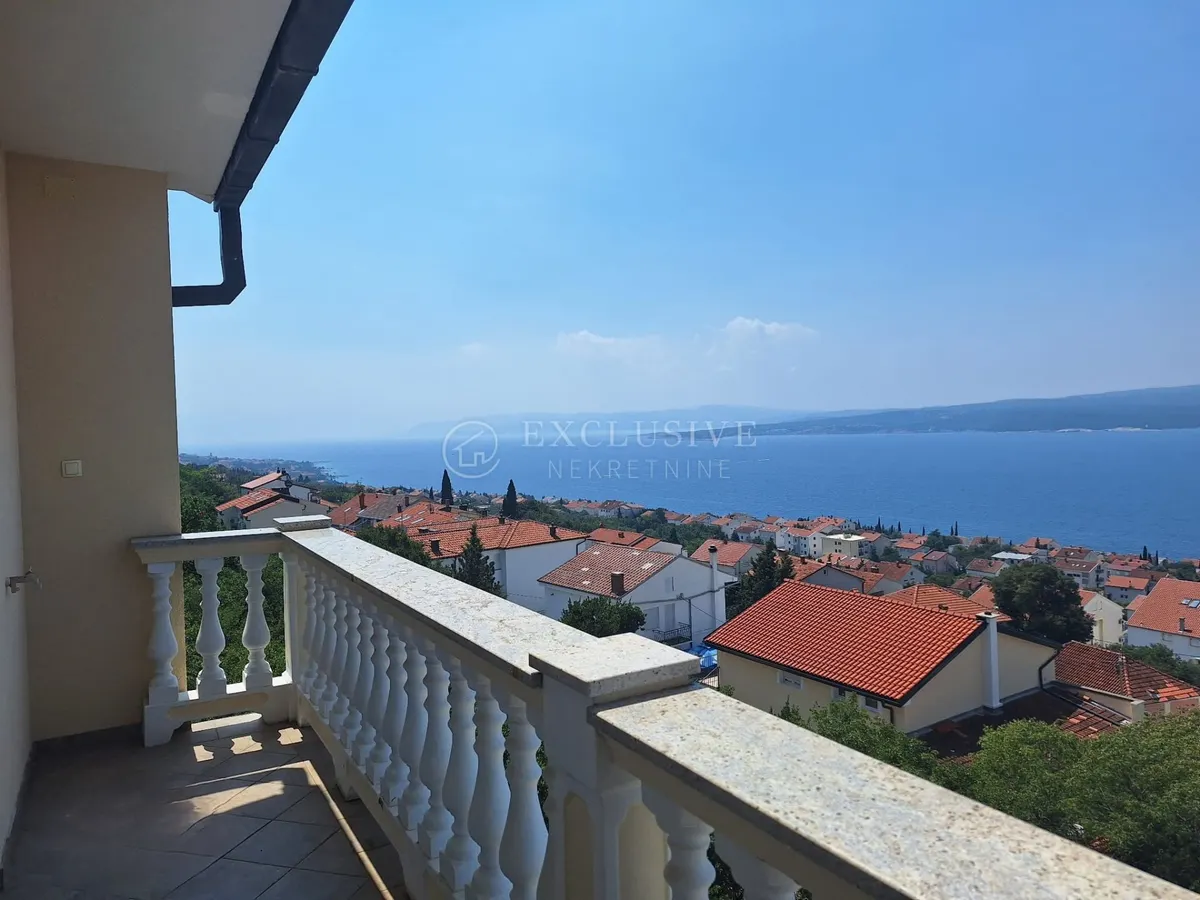 House - Crikvenica, 350m2