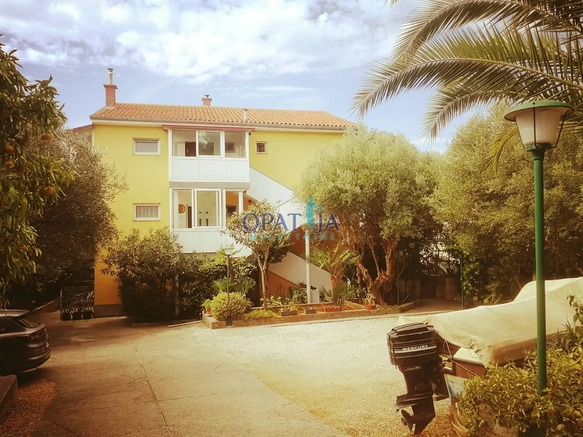 Kuća - Mali Lošinj, 300m2