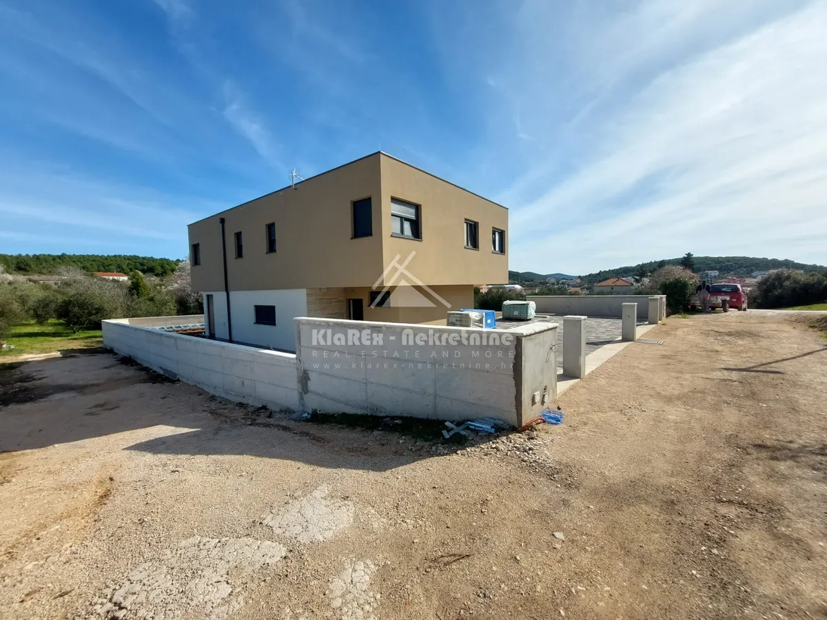 Kuća - Tisno, 125m2