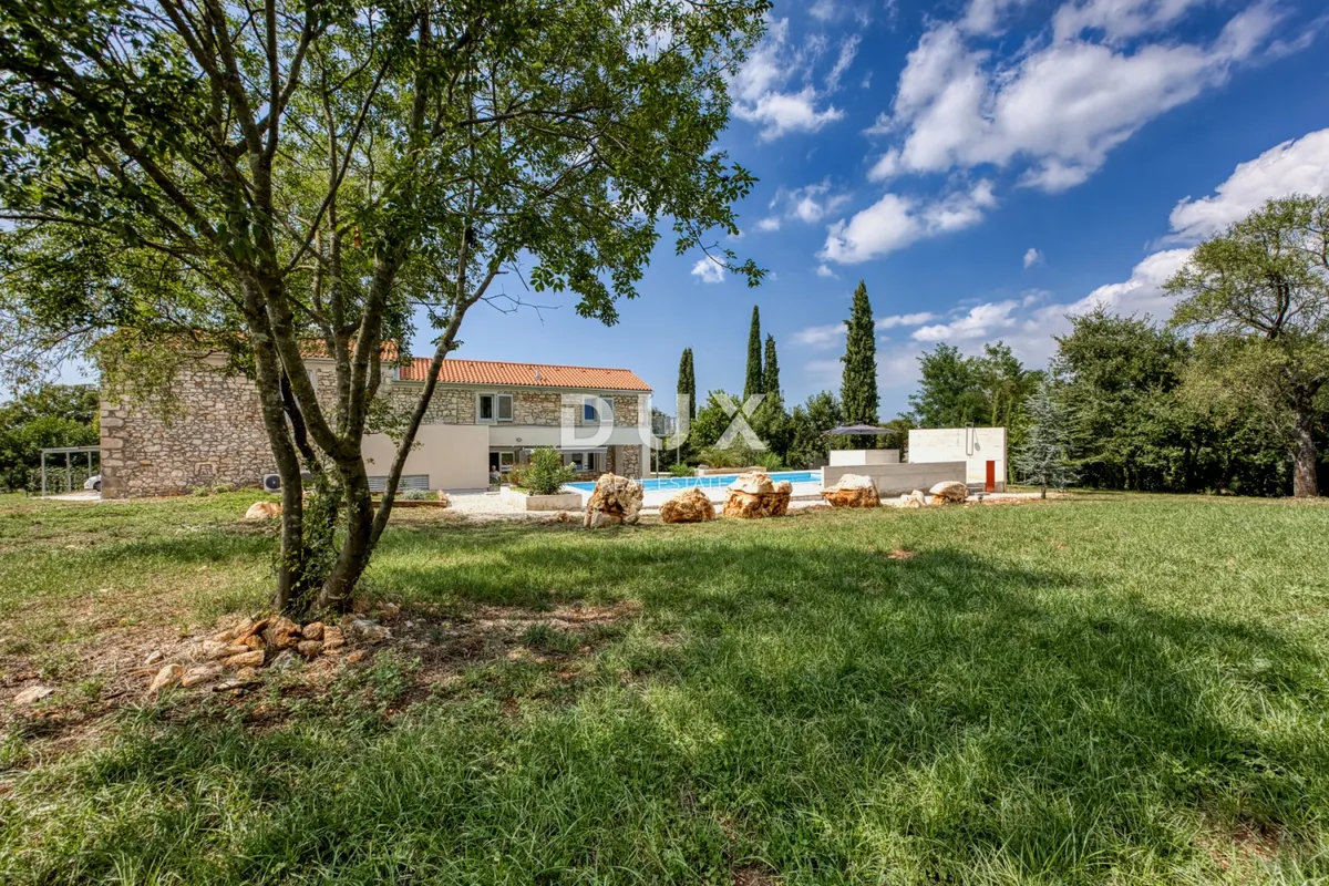 House - Poreč, 332m2