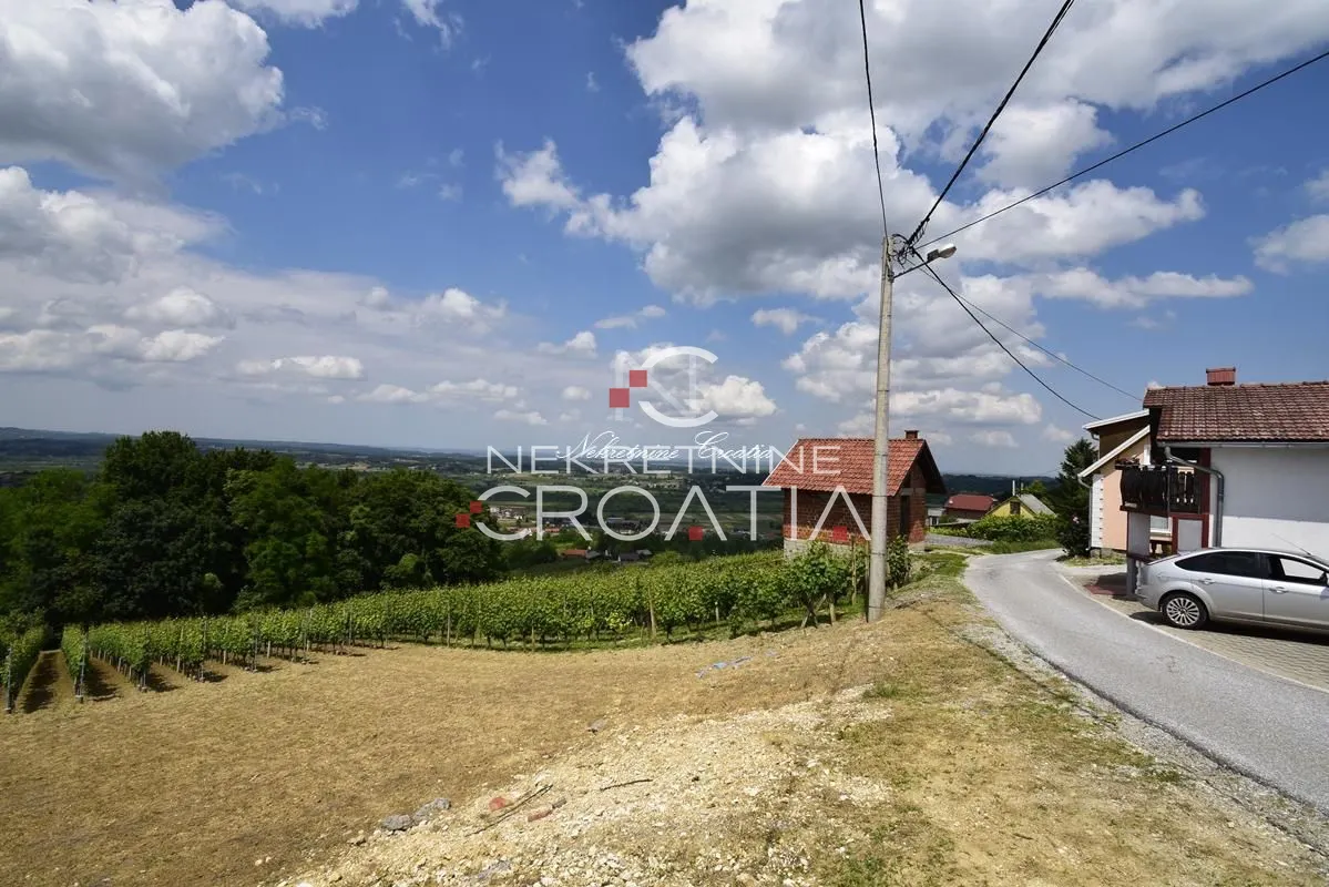 Land - Ivanec, 2041m2