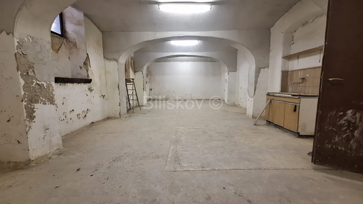 Poslovni Prostor - Donji grad, Zagreb, 140m2