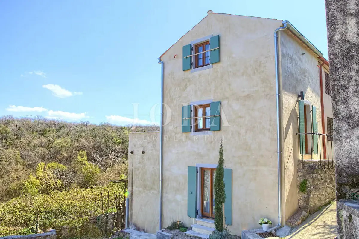 Kuća - Dobrinj, 71m2