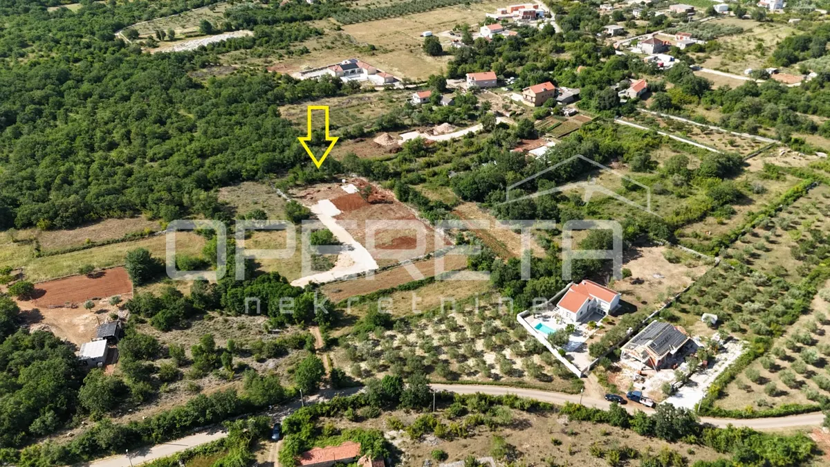 Zemljište - Poličnik, Poličnik, Poličnik, 697m2