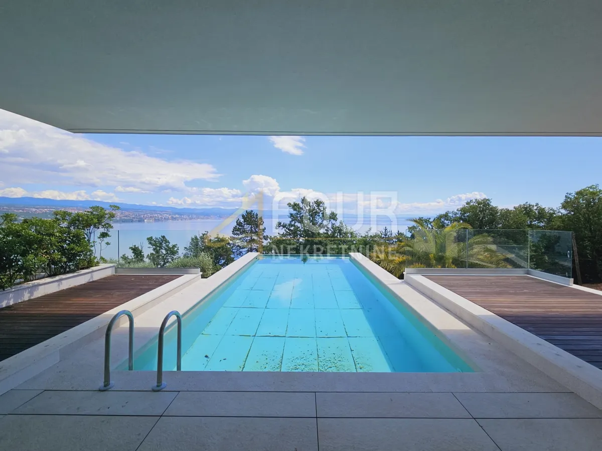 Stan - Opatija, 238m2