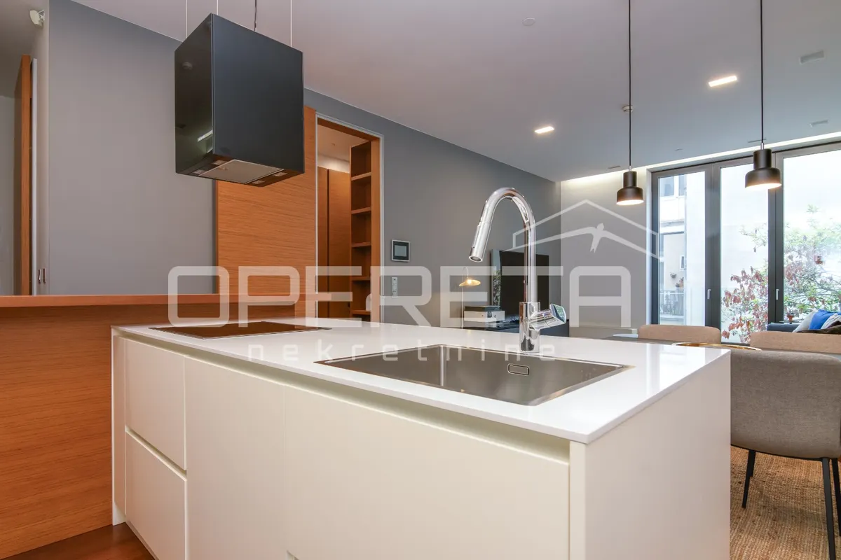 Stan - Trg Petra Preradovića, Centar, Zagreb, 73m2