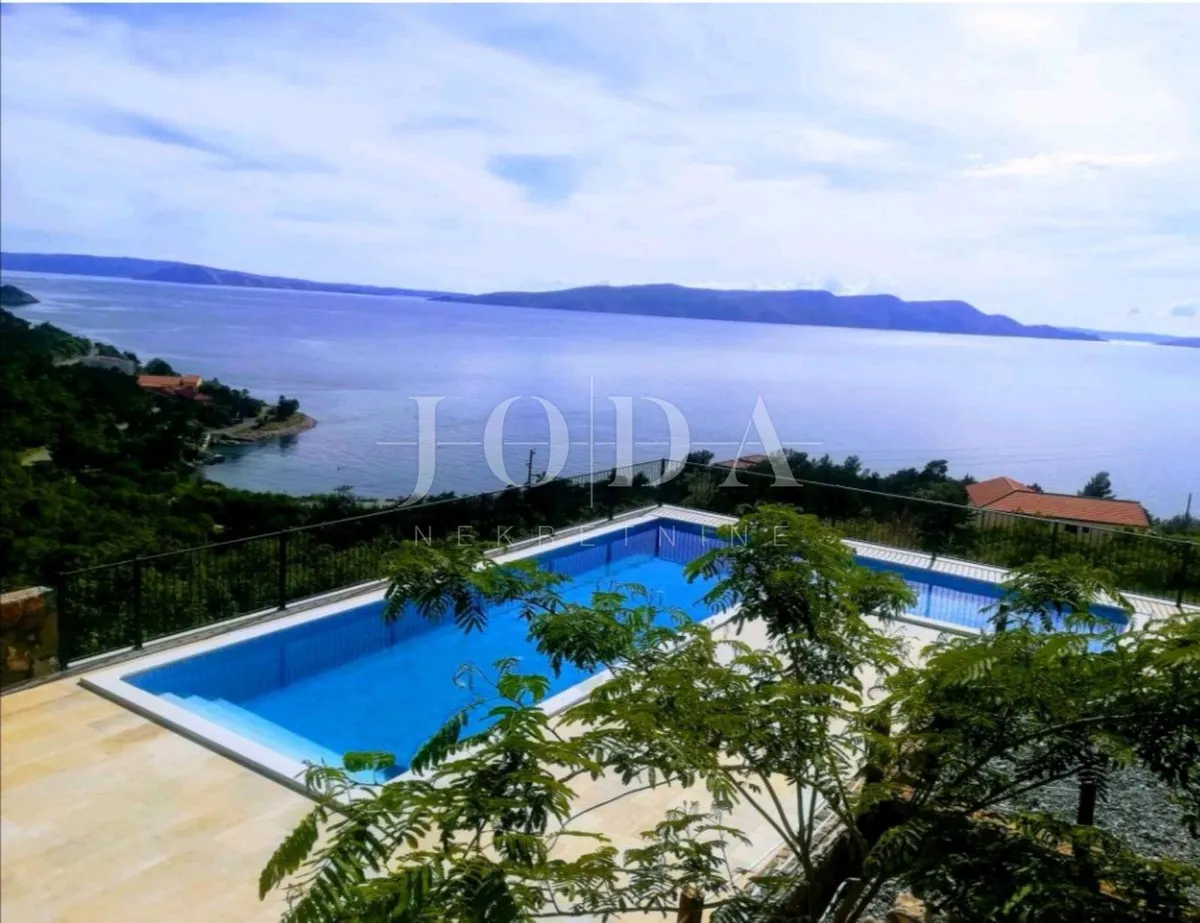 Kuća - Senj, 450m2