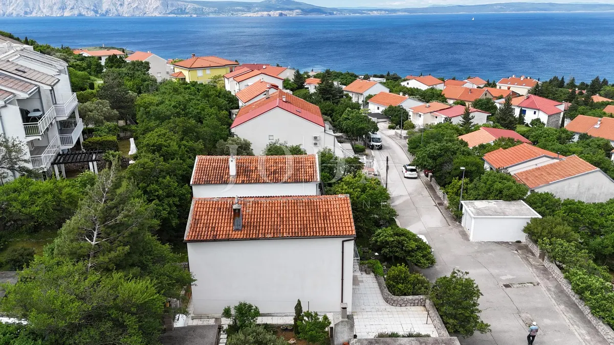 House - Novi Vinodolski, 208m2