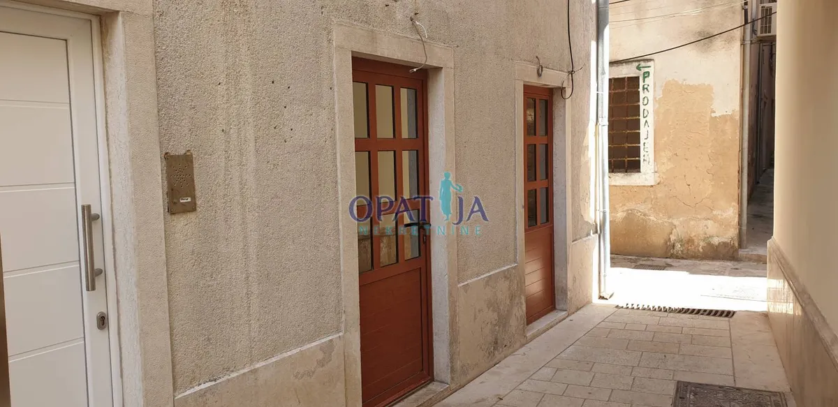 Poslovni Prostor - Mali Lošinj, 38m2