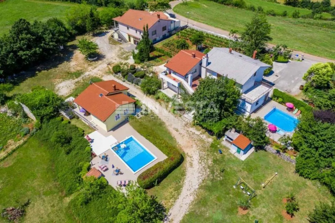 Kuća - Žminj, 630m2