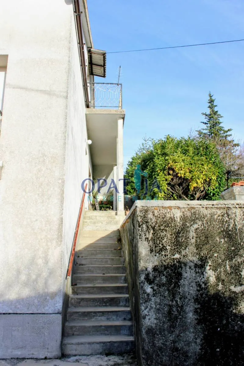 Kuća - Viškovo, 230m2
