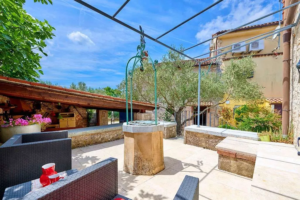 House - Pula, 230m2