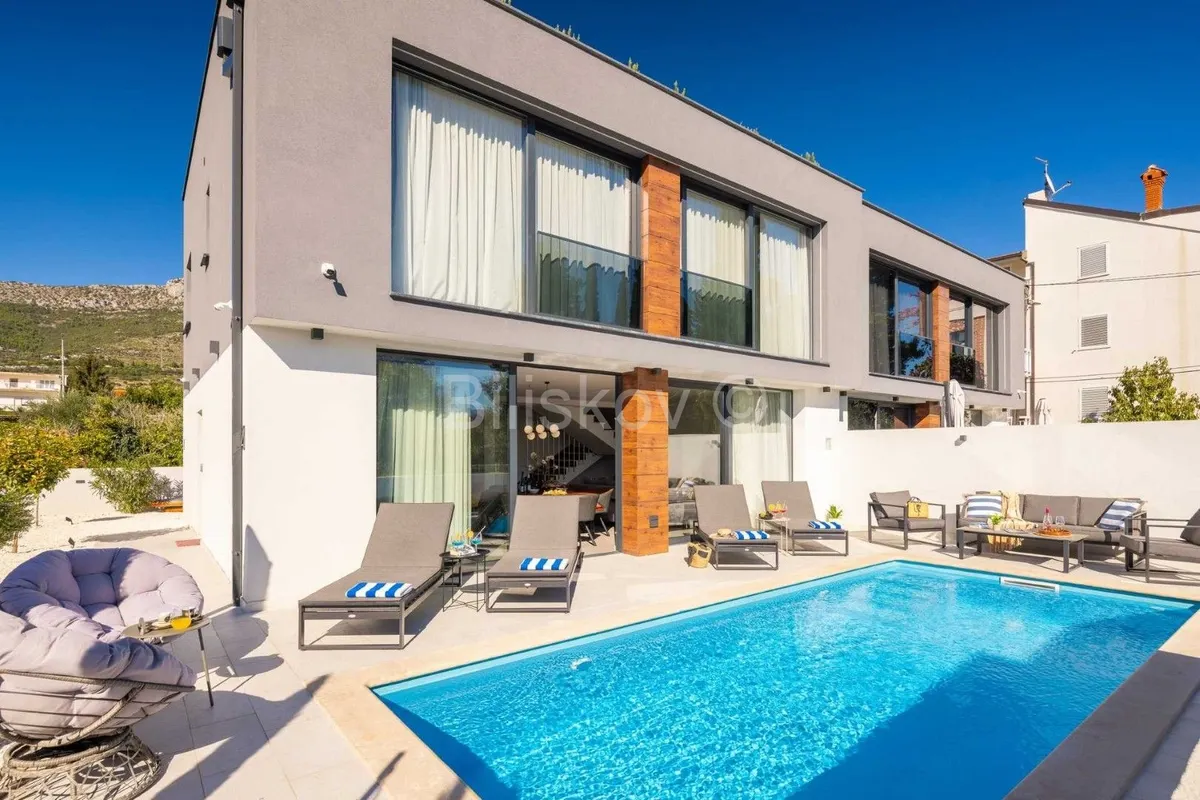Kuća - Kaštela, 230m2