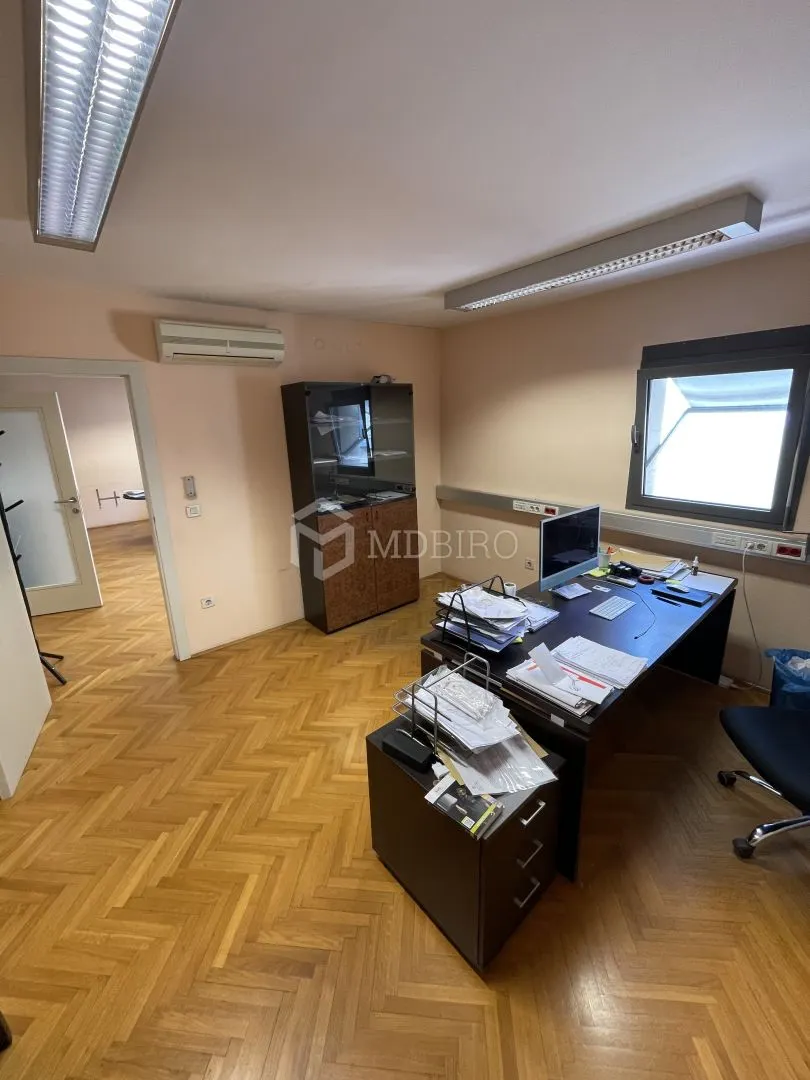 Poslovni Prostor - Rijeka, 90m2
