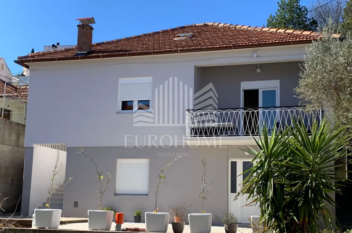 Kuća - Kali, 220m2