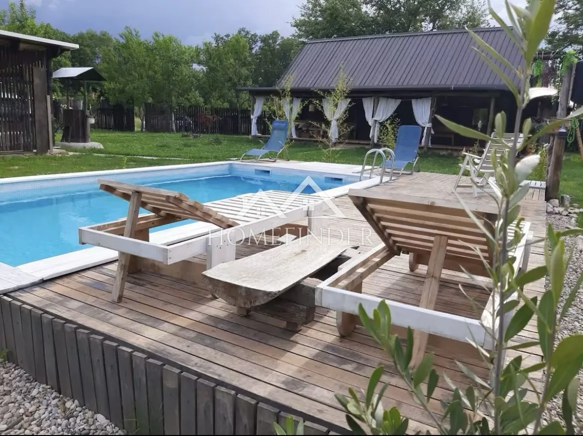 Kuća - Karlovac - Okolica, 130m2