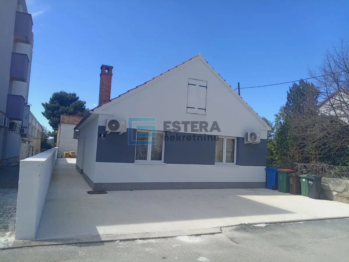 Kuća - Biograd na Moru, 81m2