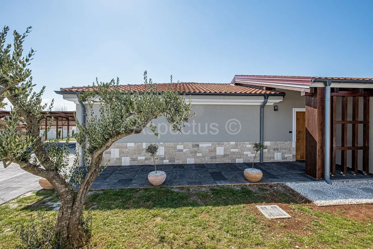 House - Svetvinčenat, 248.38m2