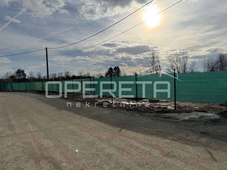 Poslovni Prostor - Slavonska avenija, Istok, Zagreb, 26000m2