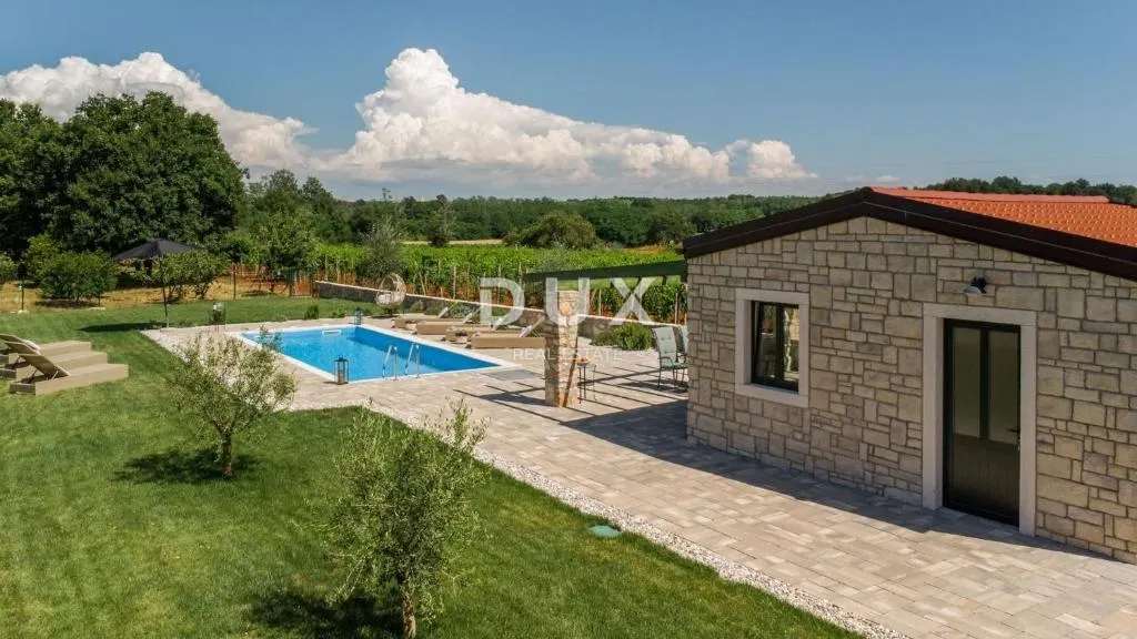 Kuća - Umag, 260m2