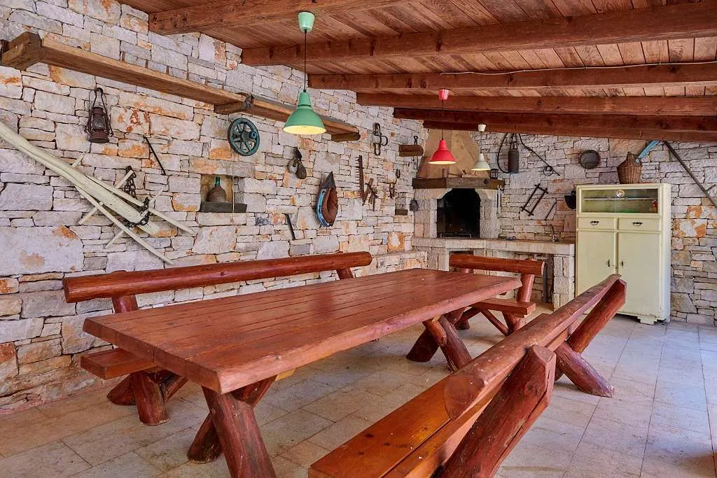 House - Pula, 230m2