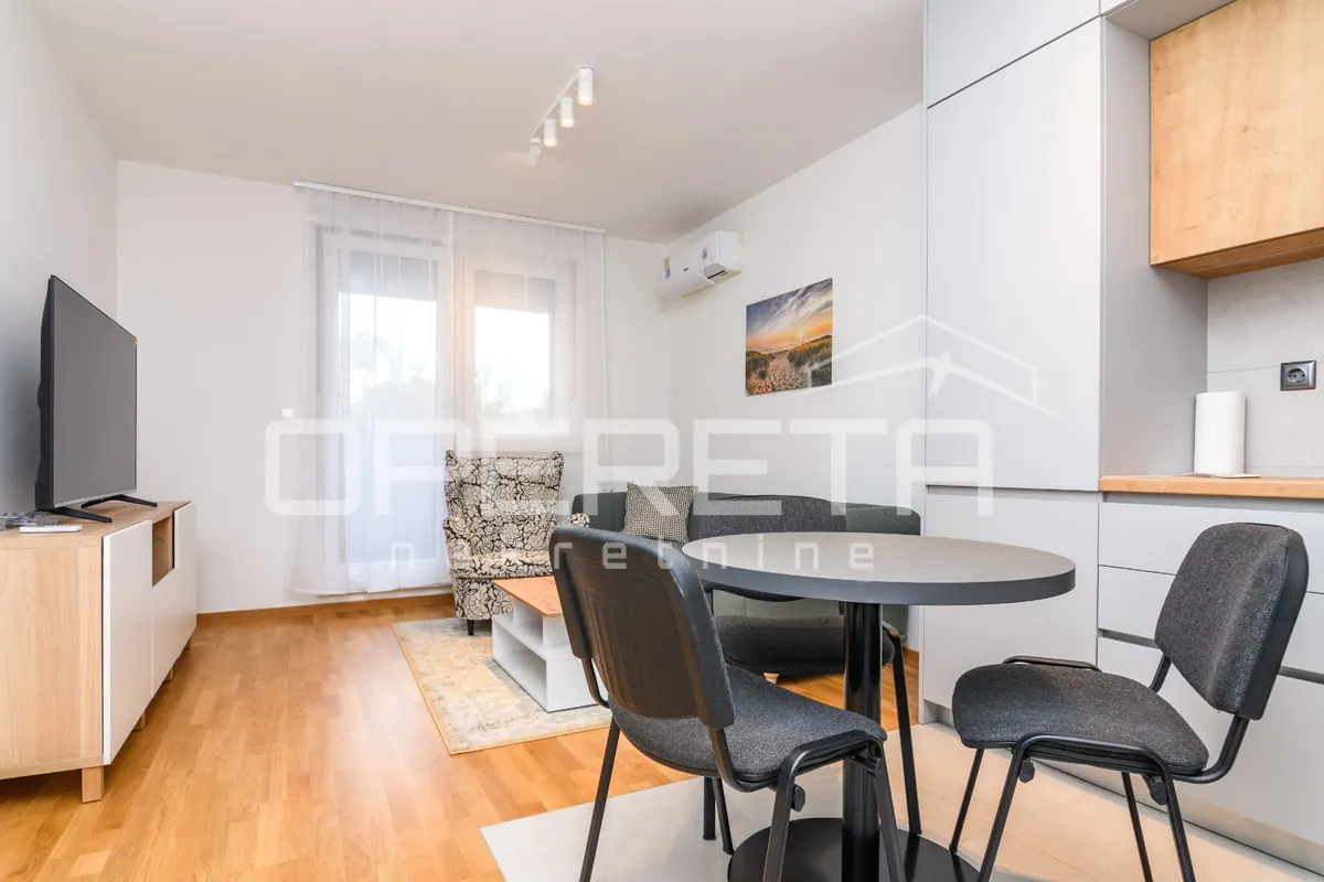 Stan - Marijana Čavića, Pešćenica, Zagreb, 55m2
