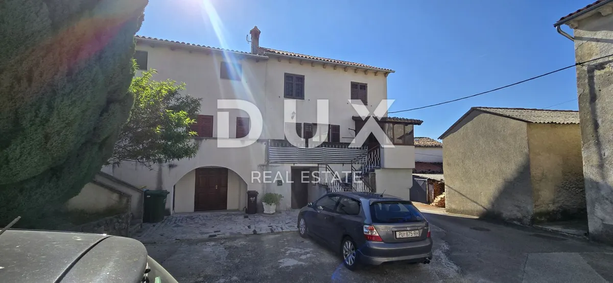 Kuća - Buzet, 700m2