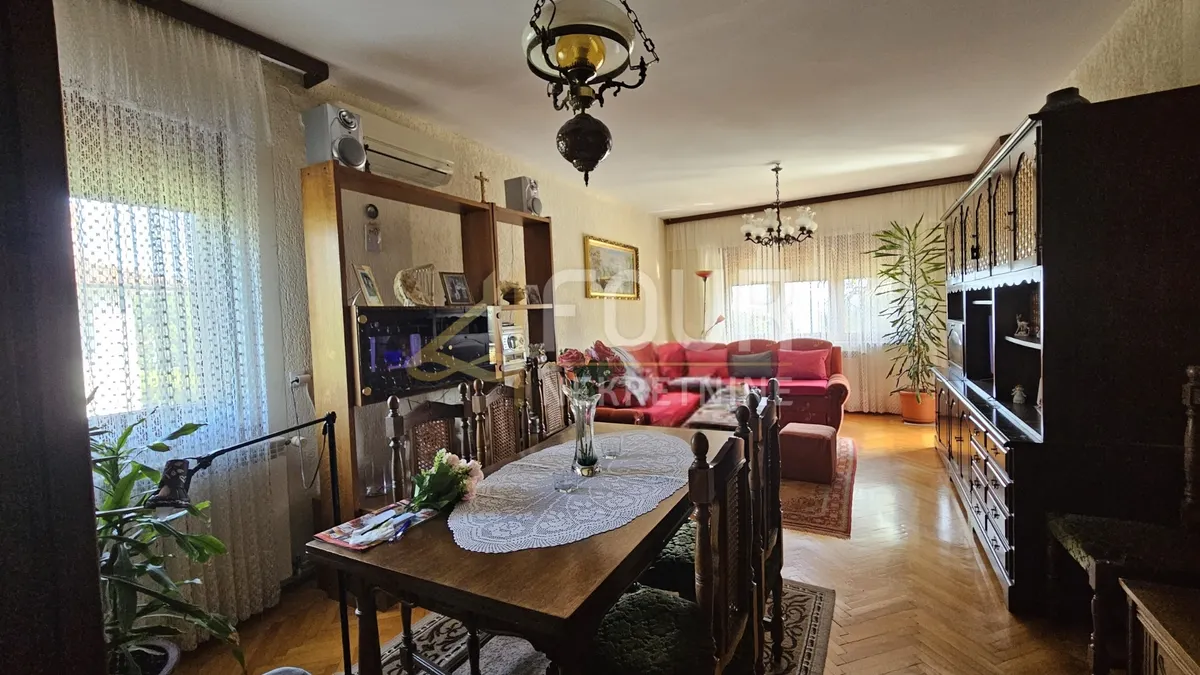 Kuća - Lovran, 300m2