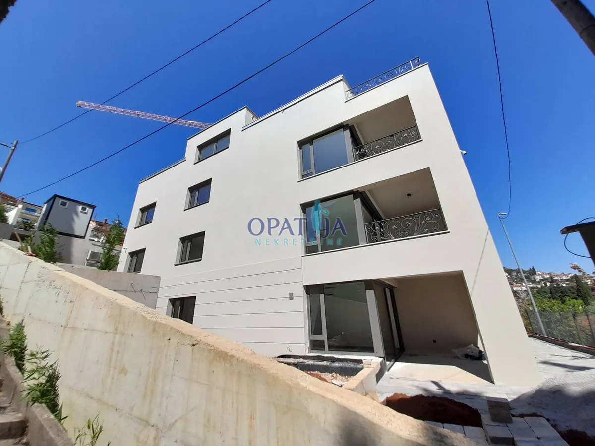 Stan - Opatija, 218.82m2