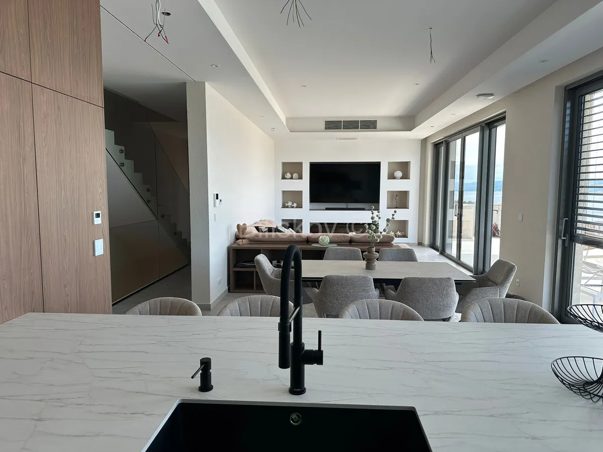 House - Dugi rat, 355m2