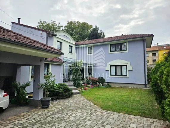 Kuća - Maksimir, 250m2