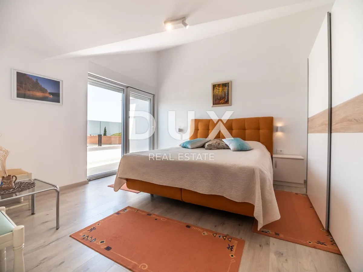 Kuća - Vodnjan, 650m2