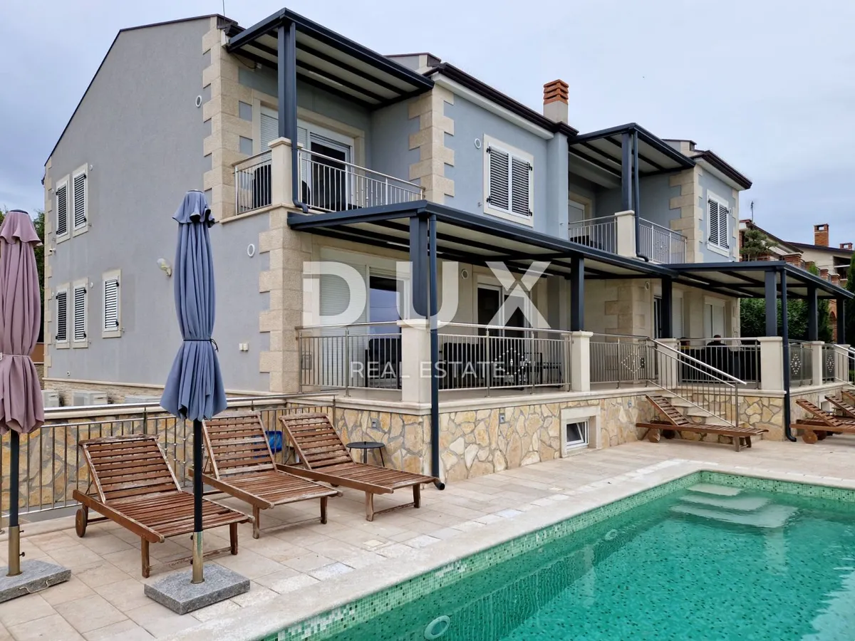 Kuća - Poreč, 310.54m2