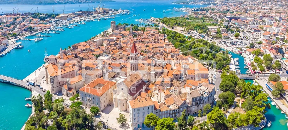 Zemljište - Trogir, Trogir, Trogir, 451m2