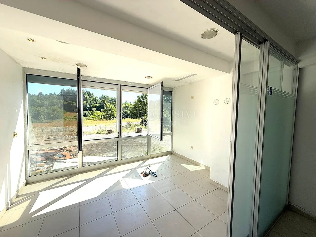 Poslovni Prostor - Matulji, 780m2