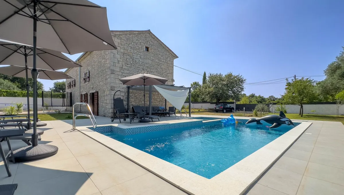 House - Svetvinčenat, 220m2