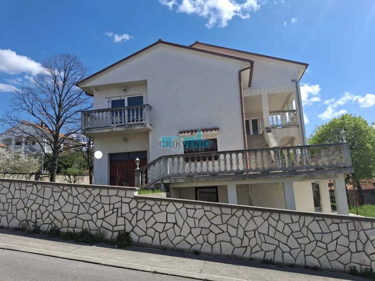Kuća - Novi Vinodolski, 300m2
