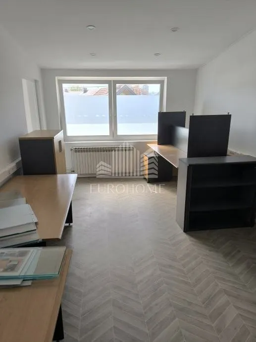 Poslovni Prostor - Trnje, 421m2