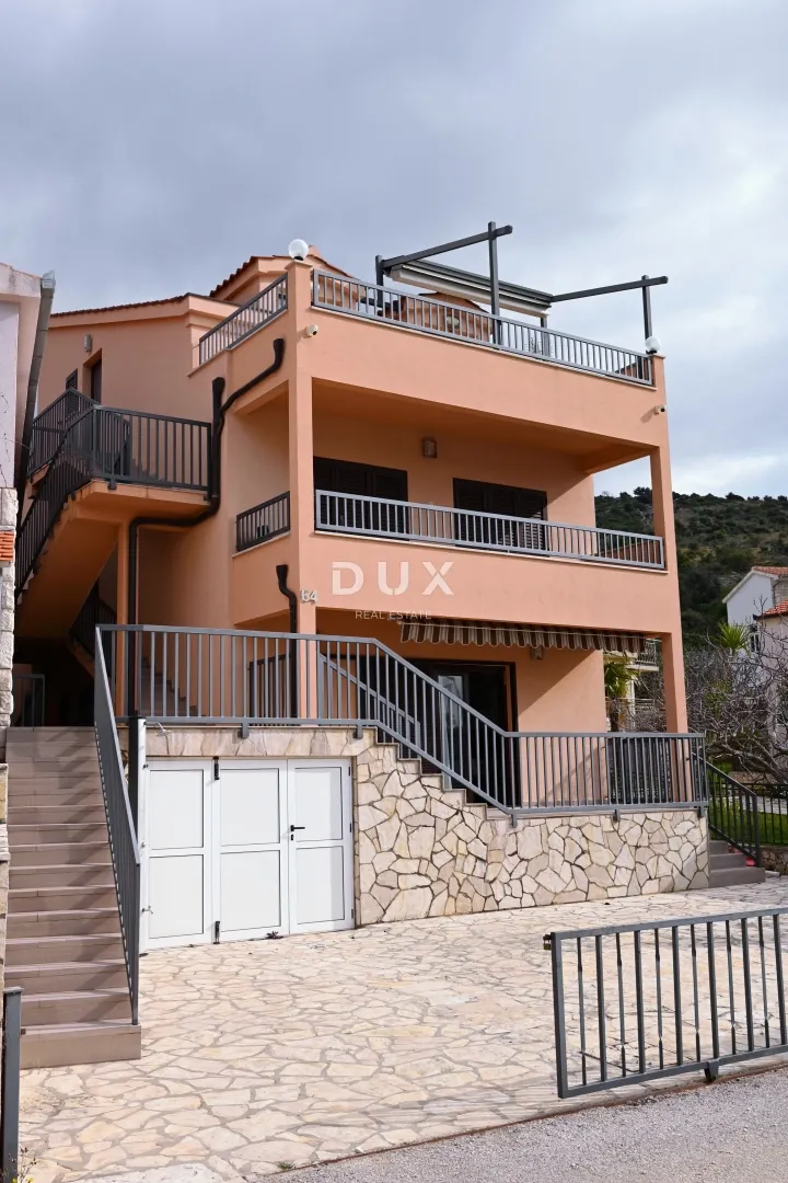 House - Rogoznica, 400m2