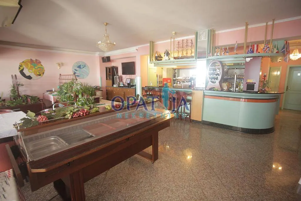 Poslovni Prostor - Zadar, 500m2
