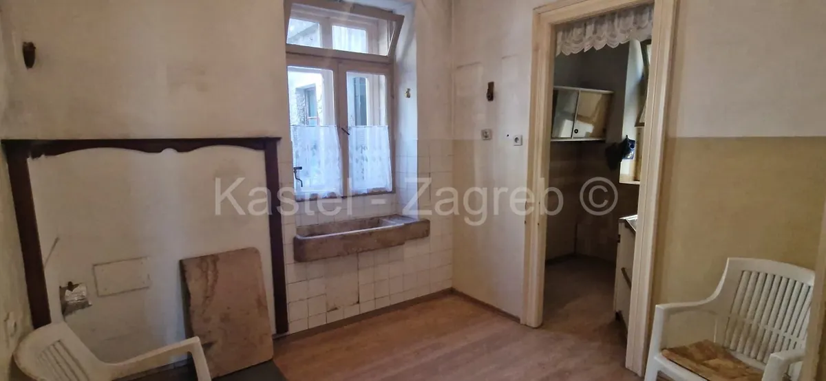 Kuća - Varoš, Šibenik, 350m2